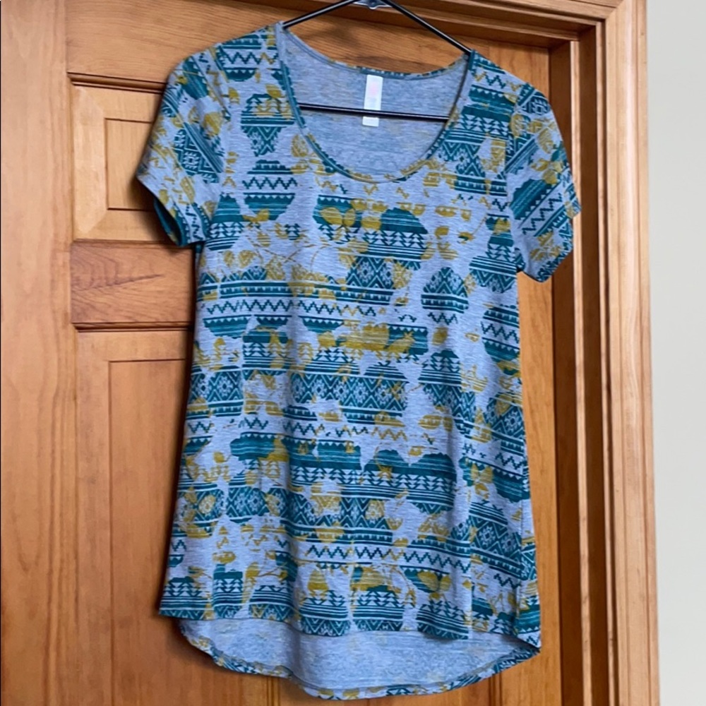 🍍LuLaRoe Short Sleeve Top🍍